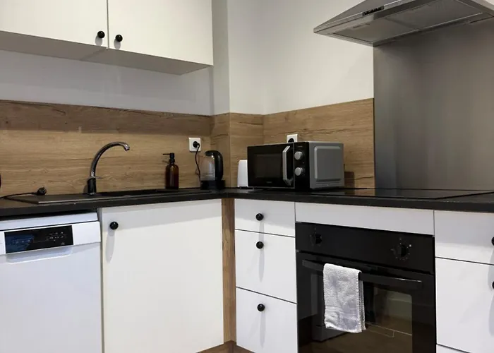 Appartamento L'écrin Orange, Wifi Et Parking Gratuit Châlons-en-Champagne